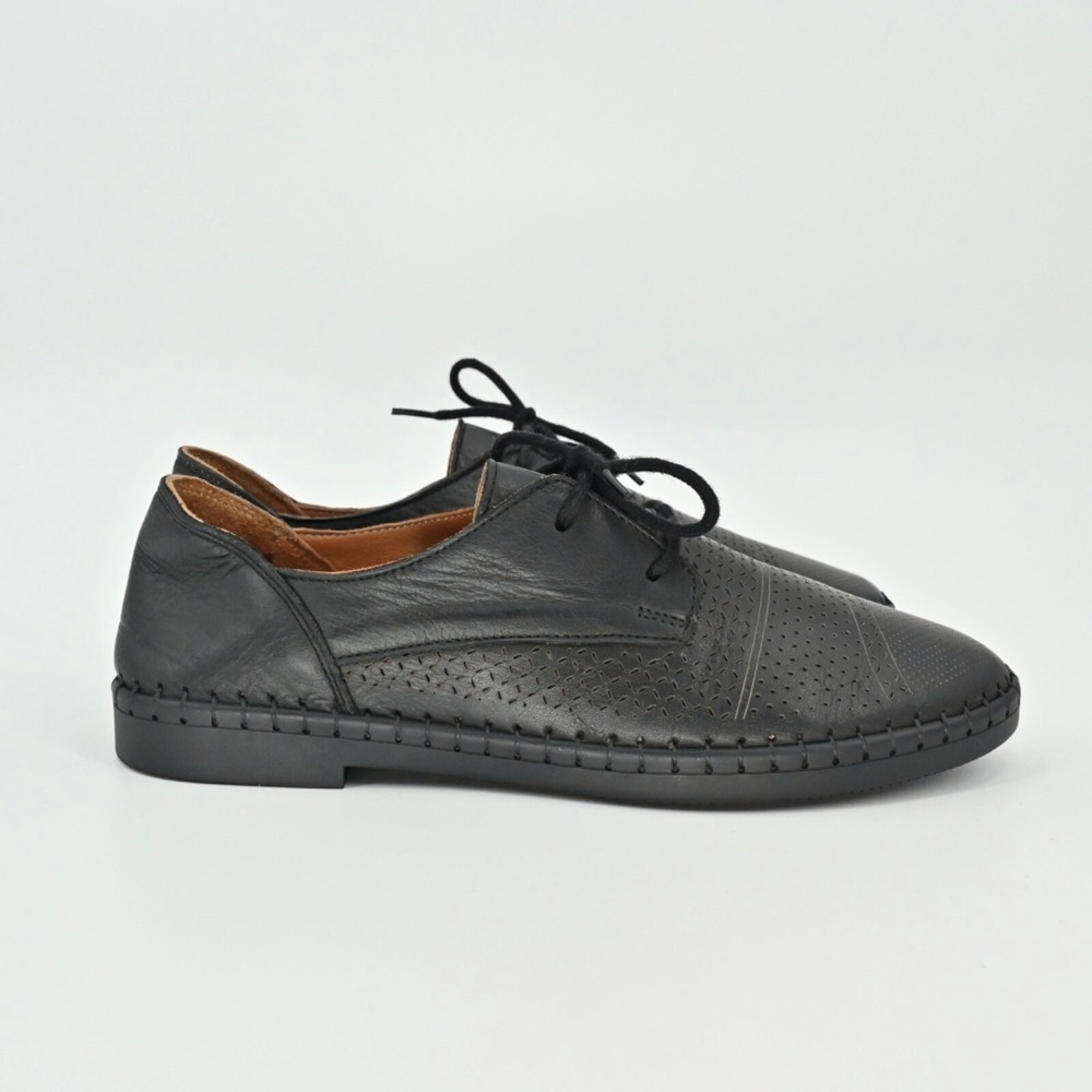 MARAK Loafers Womens Size 38 Black Mari Perforated Leather‎ Lace Up Whipstitched - Picture 2 of 10